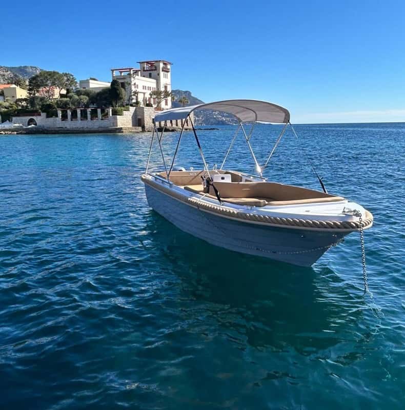 Monaco : Explore Beaulieu by no license boat